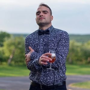 Meet your Posher, Jonathan